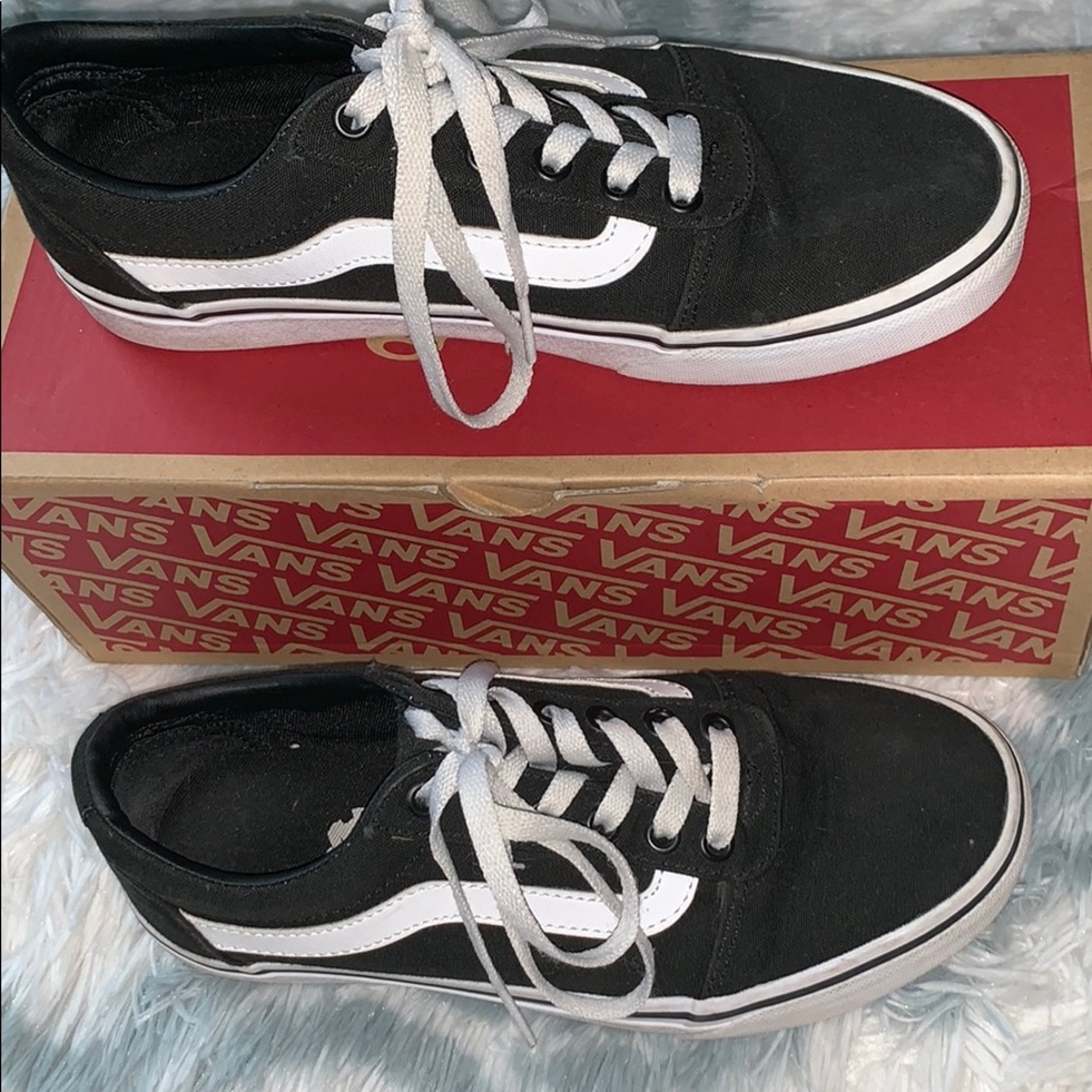 Black & White Vans